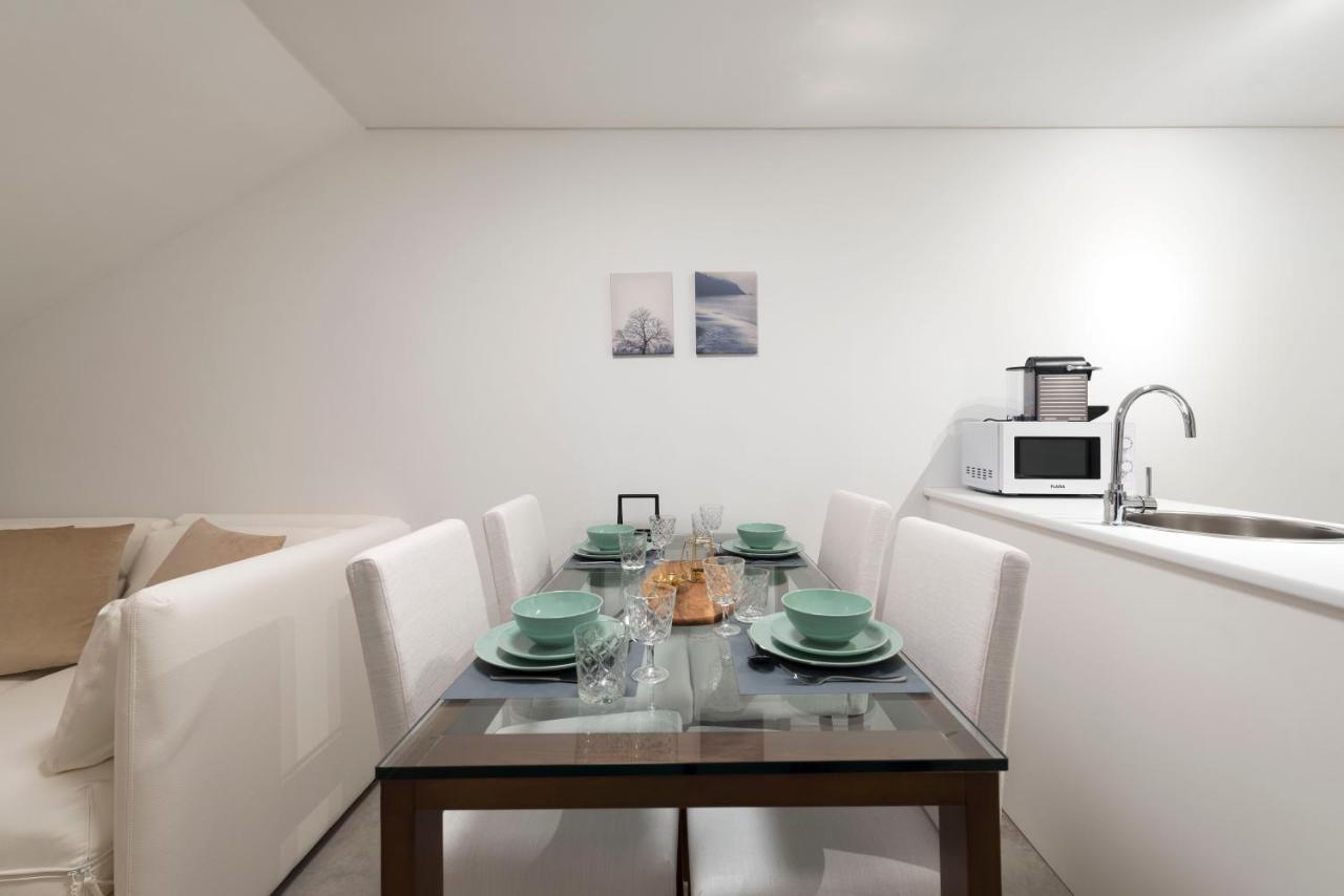 Lovelystay - Hidden & Quiet Duplex Next To Sao Bento Station Apartamento Oporto